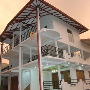 See Fox Hill Resort